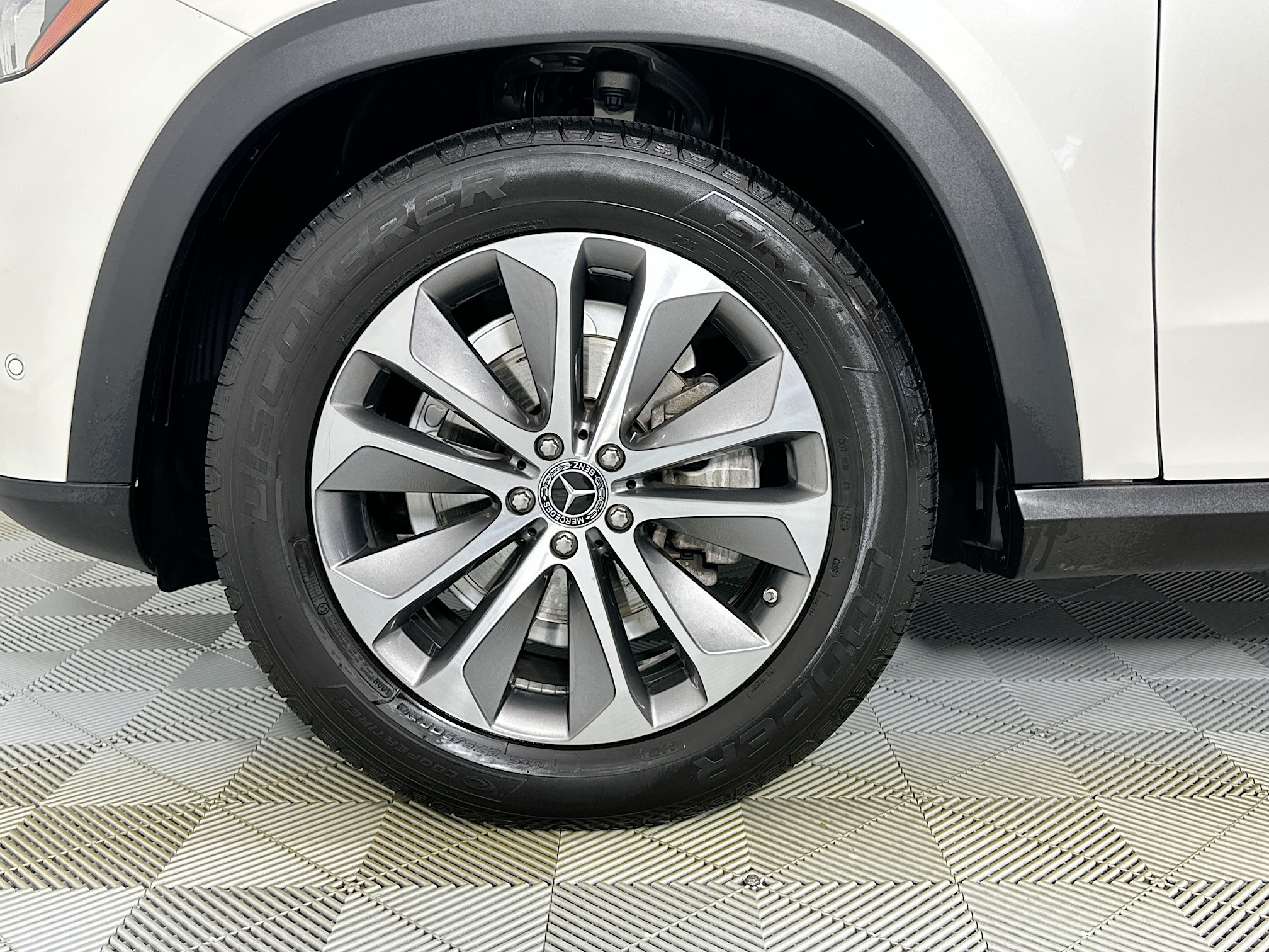 used 2020 Mercedes-Benz GLE car, priced at $36,995