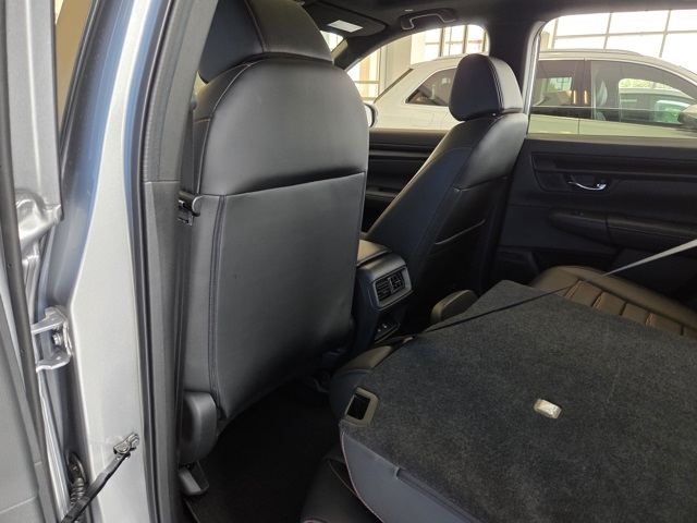 new 2026 Honda CR-V Hybrid car, priced at $41,675