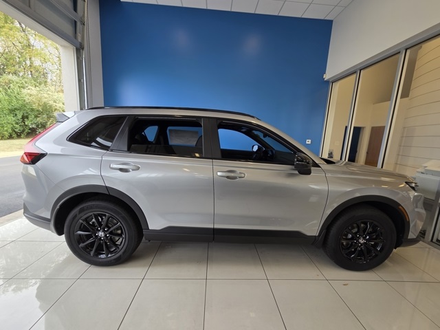 new 2026 Honda CR-V Hybrid car, priced at $41,675
