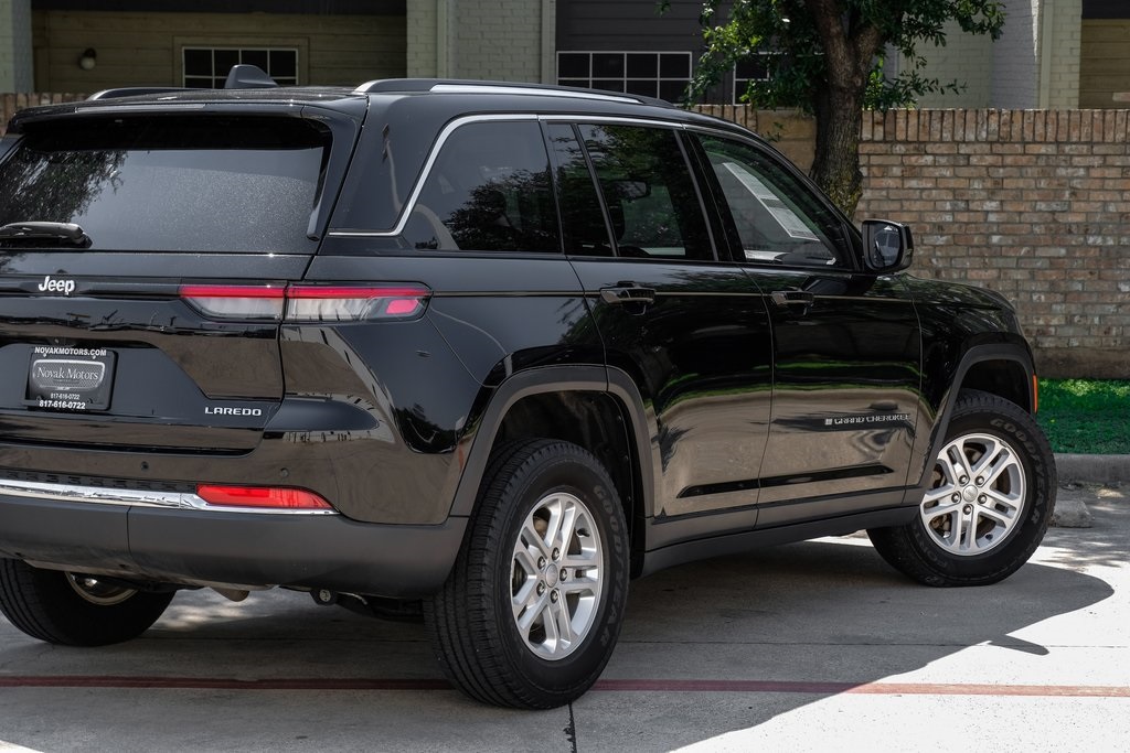 used 2022 Jeep Grand Cherokee car, priced at $28,998