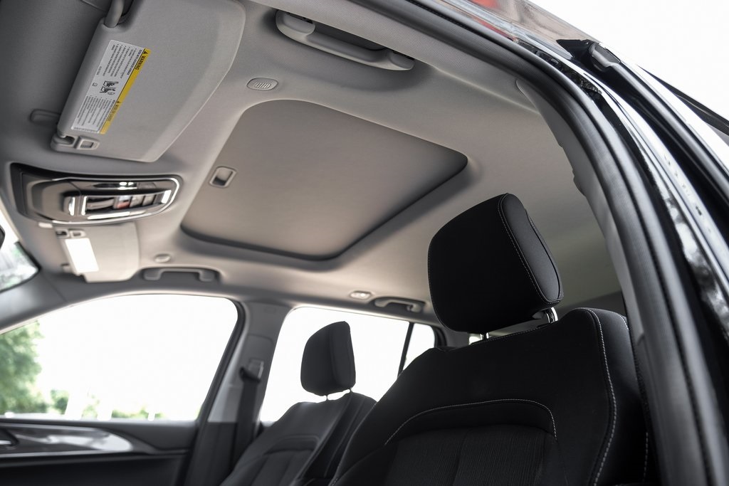 used 2022 Jeep Grand Cherokee car, priced at $28,998