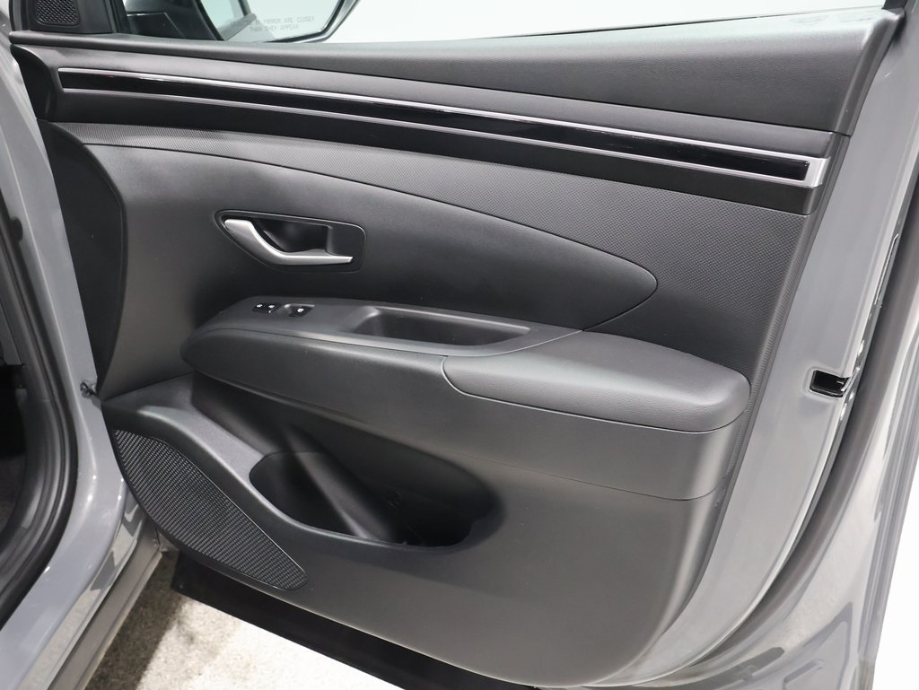 used 2024 Hyundai Santa Cruz car, priced at $27,500