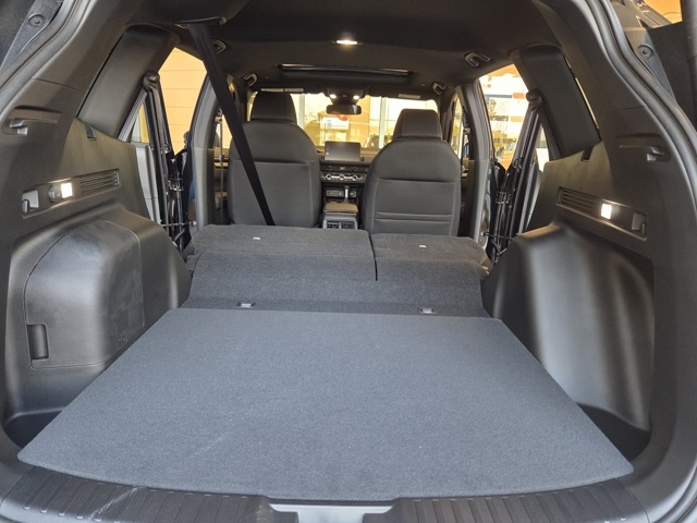 new 2026 Honda CR-V Hybrid car, priced at $40,250