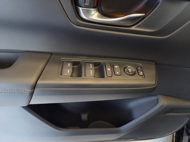 new 2026 Honda CR-V Hybrid car, priced at $40,250