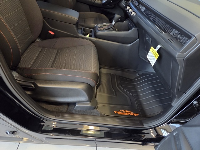 new 2026 Honda CR-V Hybrid car, priced at $40,250