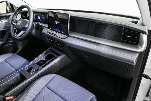 new 2025 Volkswagen Tiguan car, priced at $39,166