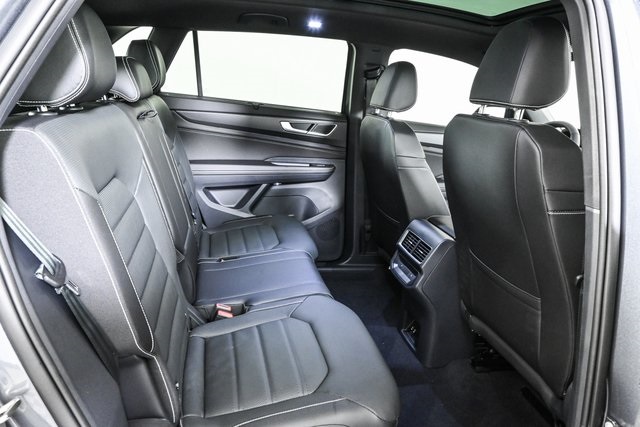 new 2025 Volkswagen Atlas Cross Sport car, priced at $51,143