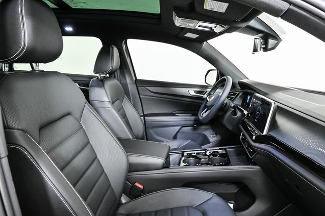 new 2025 Volkswagen Atlas Cross Sport car, priced at $51,143