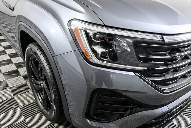 new 2025 Volkswagen Atlas Cross Sport car, priced at $51,143