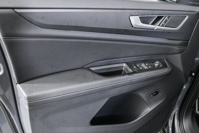 new 2025 Volkswagen Atlas Cross Sport car, priced at $51,143