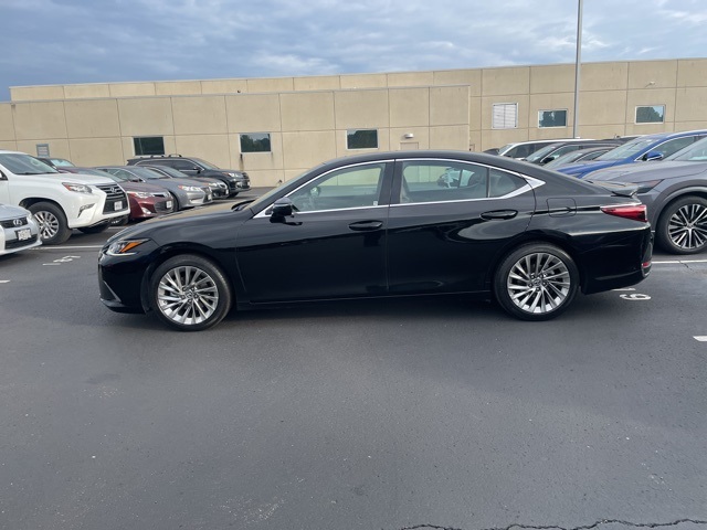 used 2023 Lexus ES car, priced at $39,340