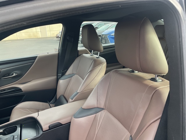 used 2023 Lexus ES car, priced at $39,340