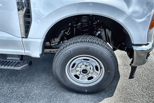 new 2025 Ford F-250SD car, priced at $52,344