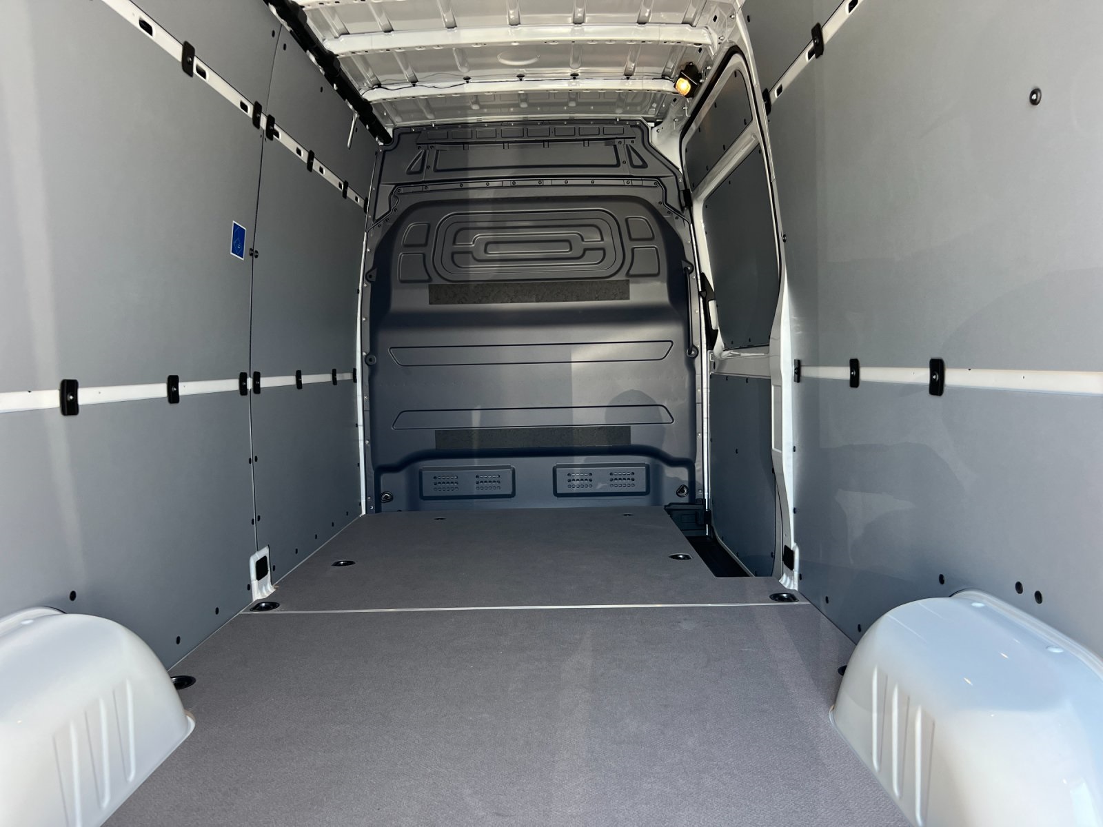 new 2025 Mercedes-Benz Sprinter 2500 car