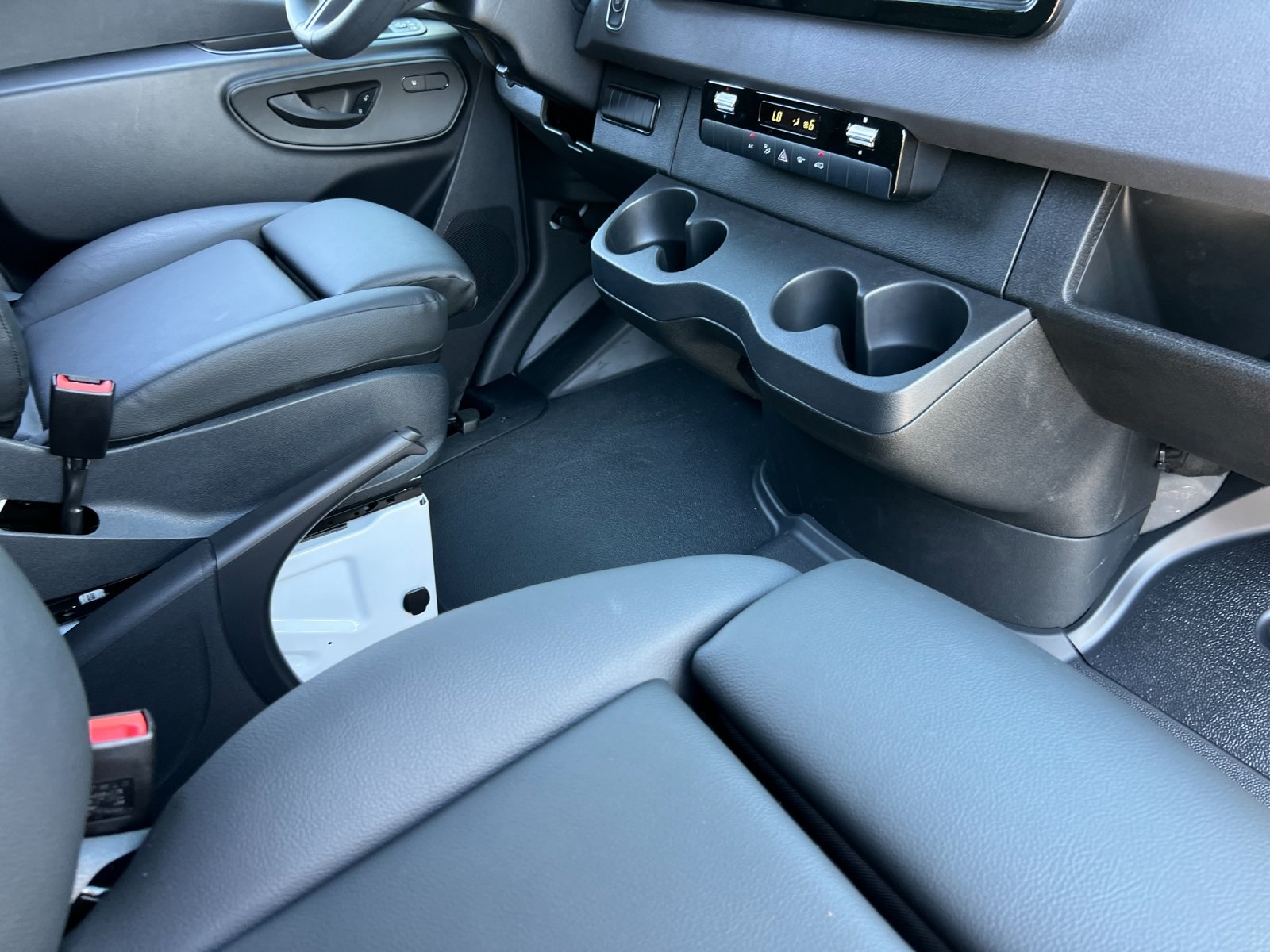 new 2025 Mercedes-Benz Sprinter 2500 car