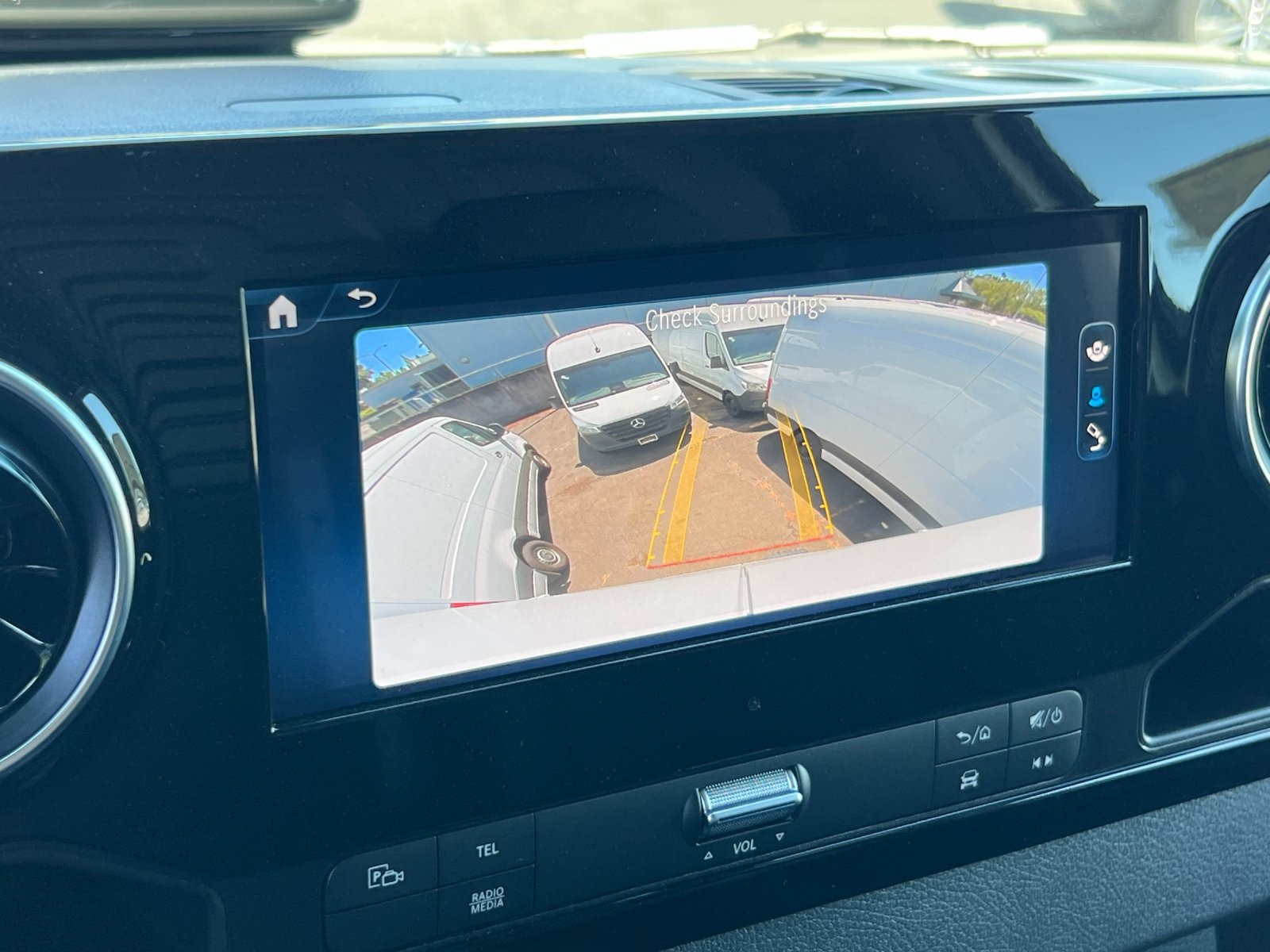 new 2025 Mercedes-Benz Sprinter 2500 car