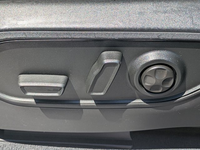used 2023 Jeep Grand Cherokee L car, priced at $28,601