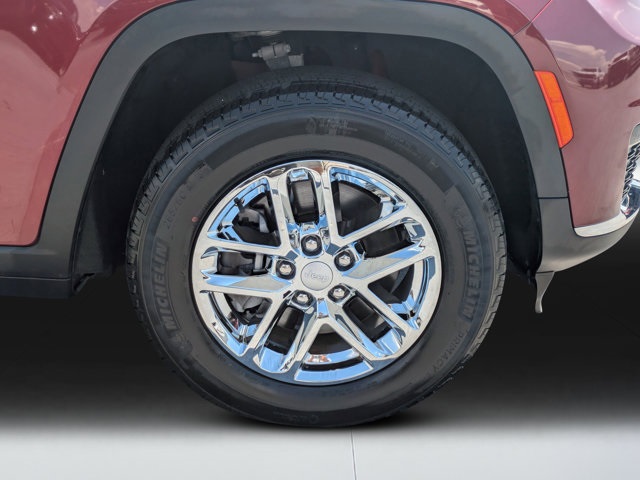used 2023 Jeep Grand Cherokee L car, priced at $28,601