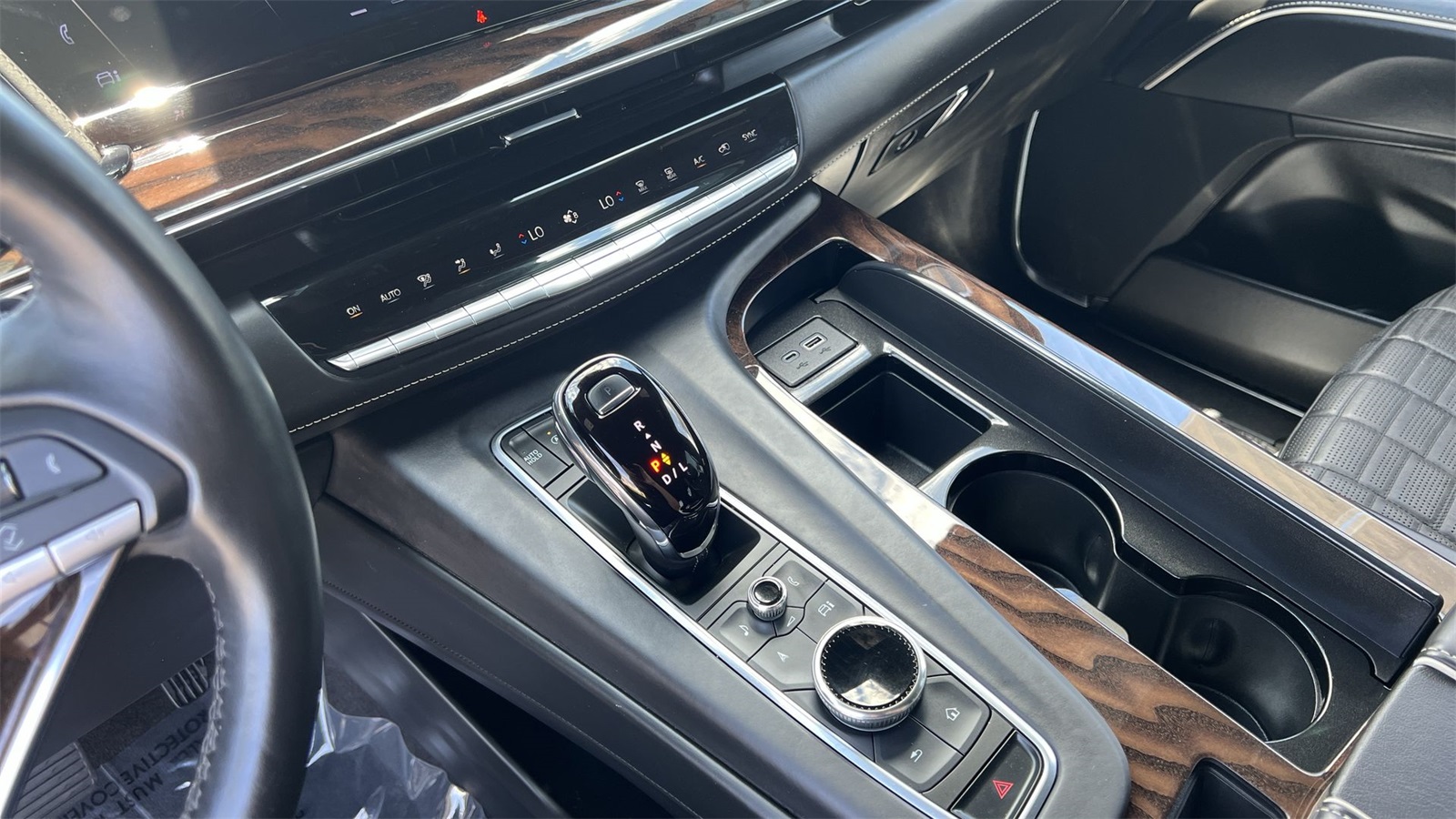 used 2022 Cadillac Escalade car, priced at $83,991