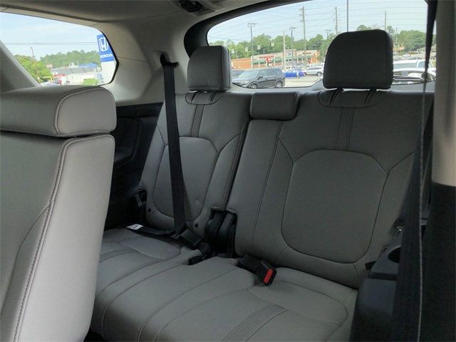 new 2025 Honda Pilot car, priced at $44,450