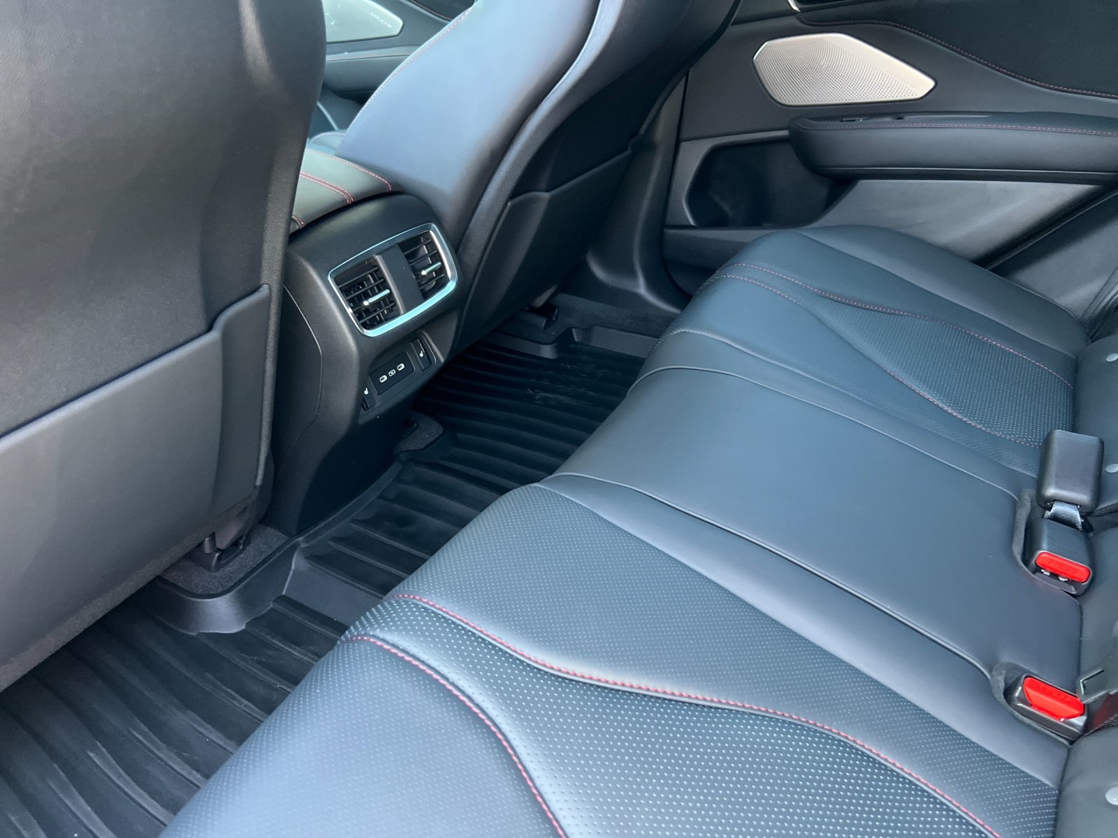 new 2025 Acura RDX car