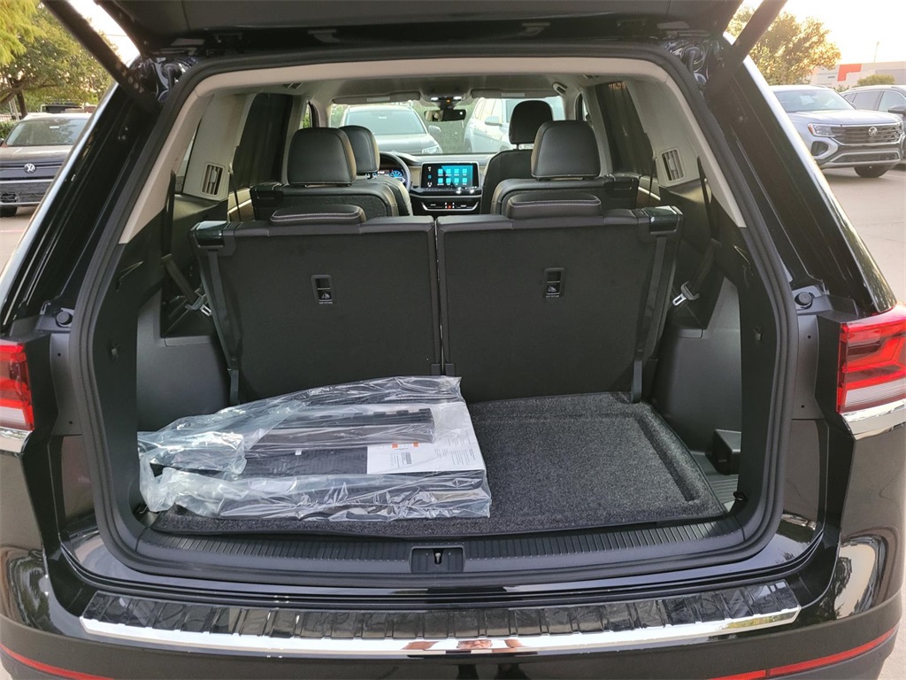 new 2026 Volkswagen Atlas car, priced at $42,239