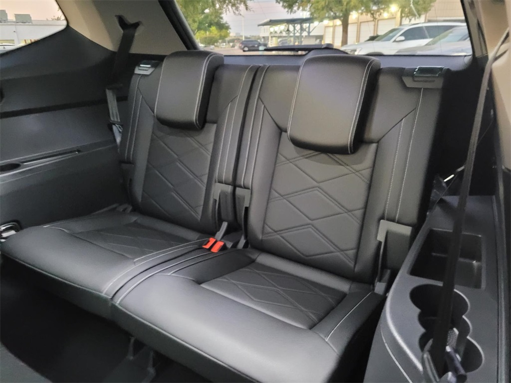 new 2026 Volkswagen Atlas car, priced at $42,239