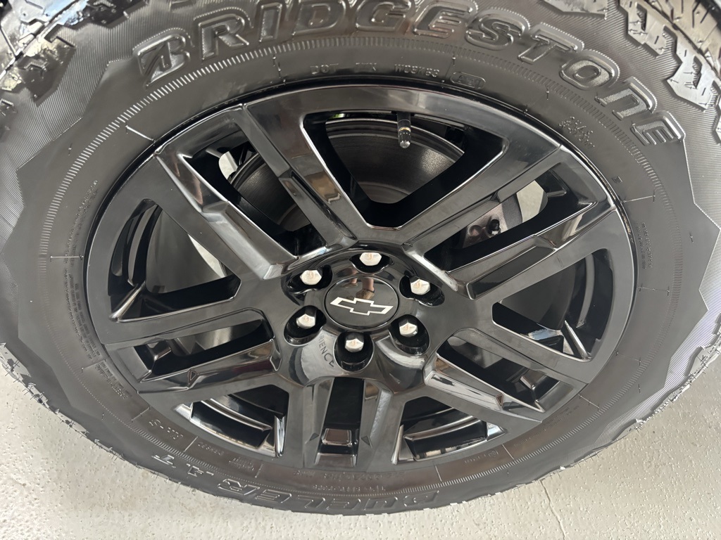 new 2025 Chevrolet Colorado car, priced at $44,888