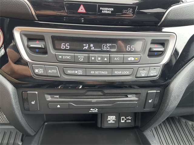used 2022 Honda Pilot car, priced at $33,511