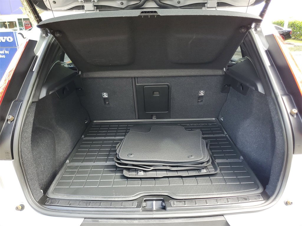 used 2023 Volvo XC40 car, priced at $27,494