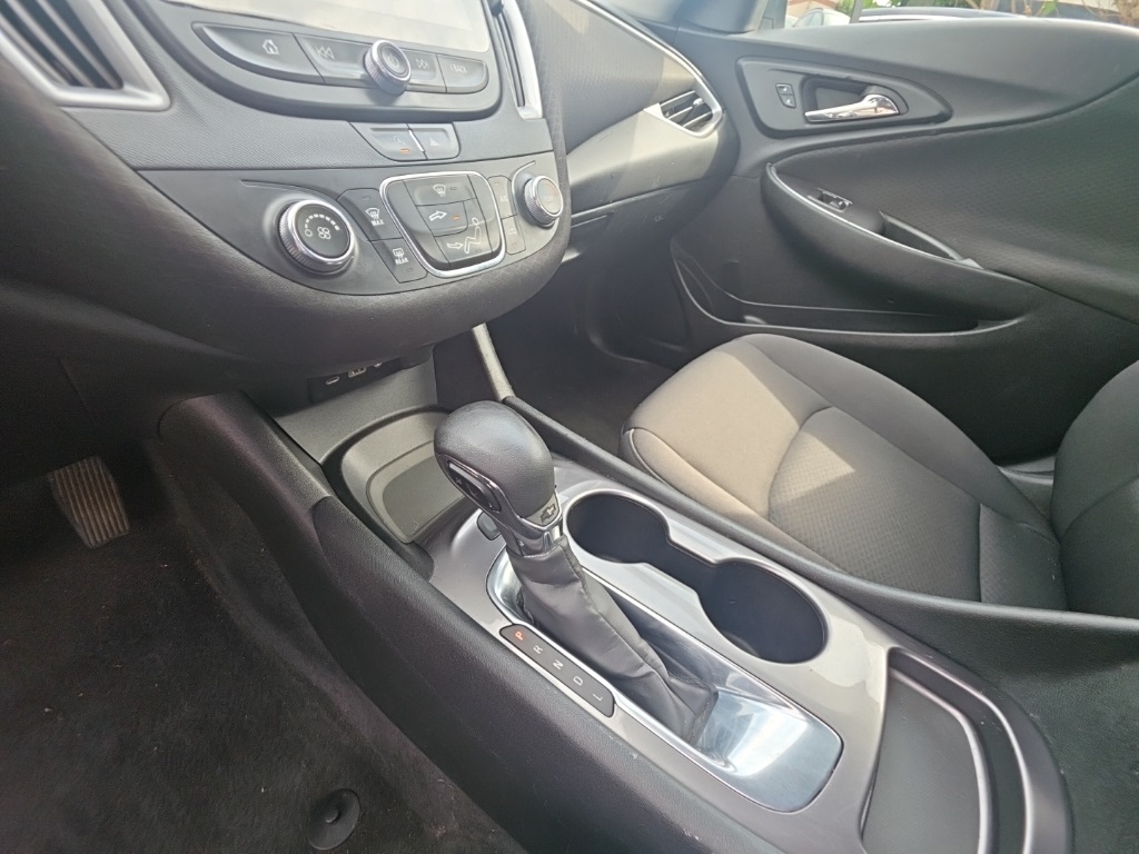 used 2021 Chevrolet Malibu car, priced at $13,895