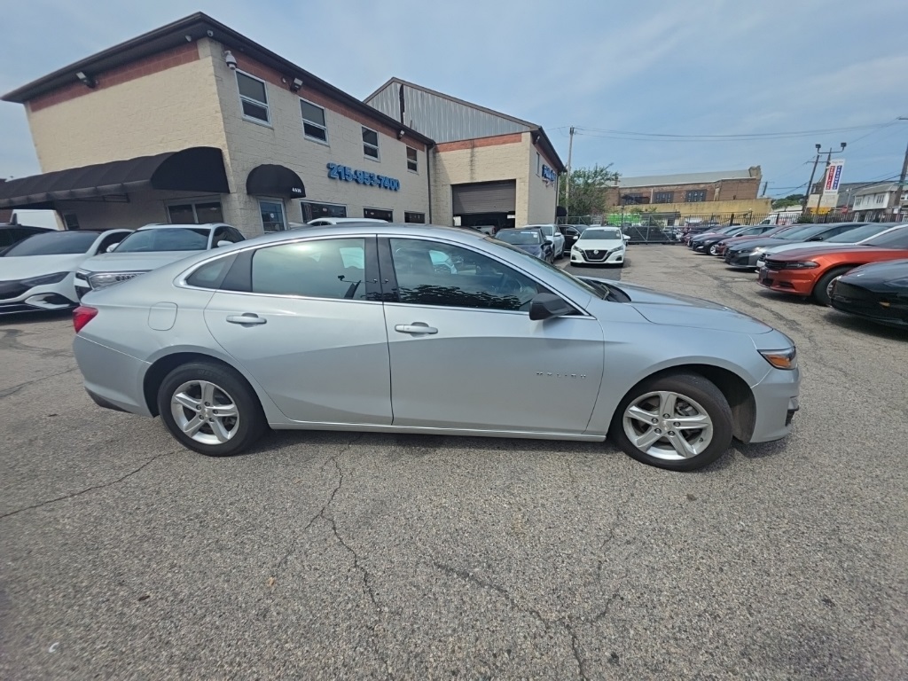 used 2021 Chevrolet Malibu car, priced at $13,895