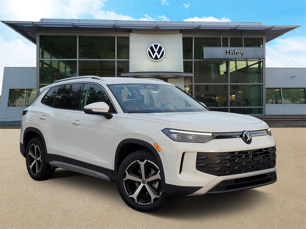new 2025 Volkswagen Tiguan car, priced at $32,800