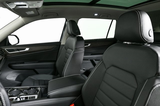 new 2026 Volkswagen Atlas car, priced at $53,802