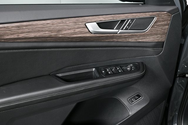 new 2026 Volkswagen Atlas car, priced at $53,802