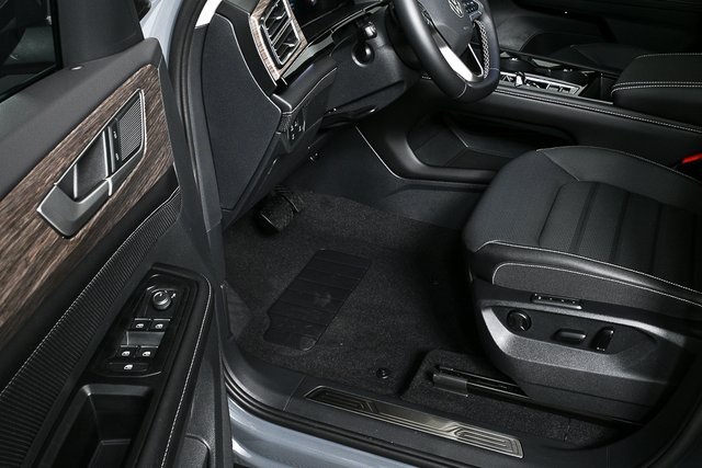 new 2026 Volkswagen Atlas car, priced at $53,802