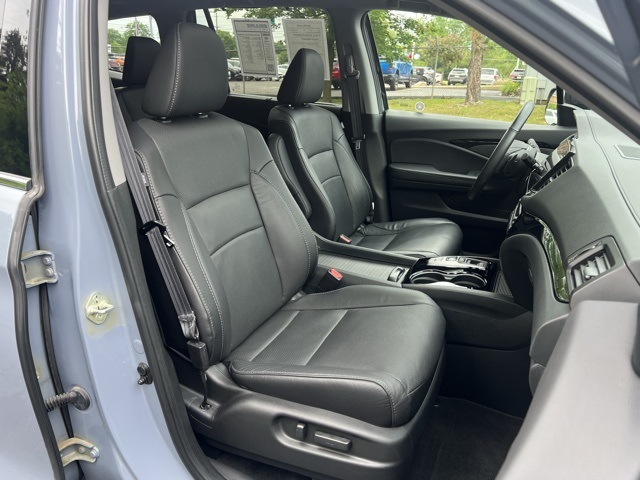 used 2022 Honda Pilot car, priced at $37,000
