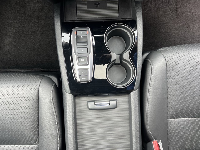 used 2022 Honda Pilot car, priced at $37,000