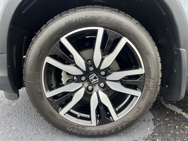 used 2022 Honda Pilot car, priced at $37,000