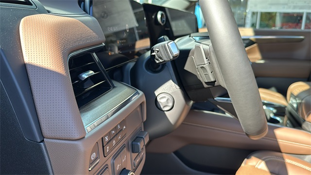 new 2026 Chevrolet Suburban car, priced at $96,185