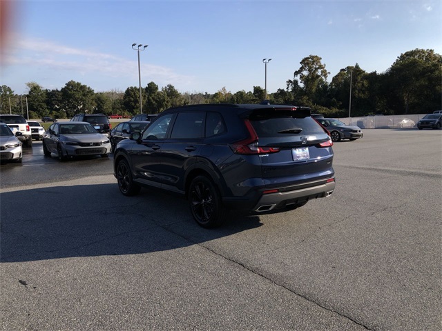 new 2026 Honda CR-V Hybrid car, priced at $43,700