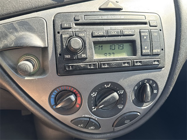 used 2001 Ford Focus car, priced at $4,999