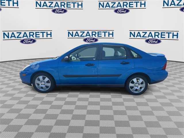 used 2001 Ford Focus car, priced at $4,999