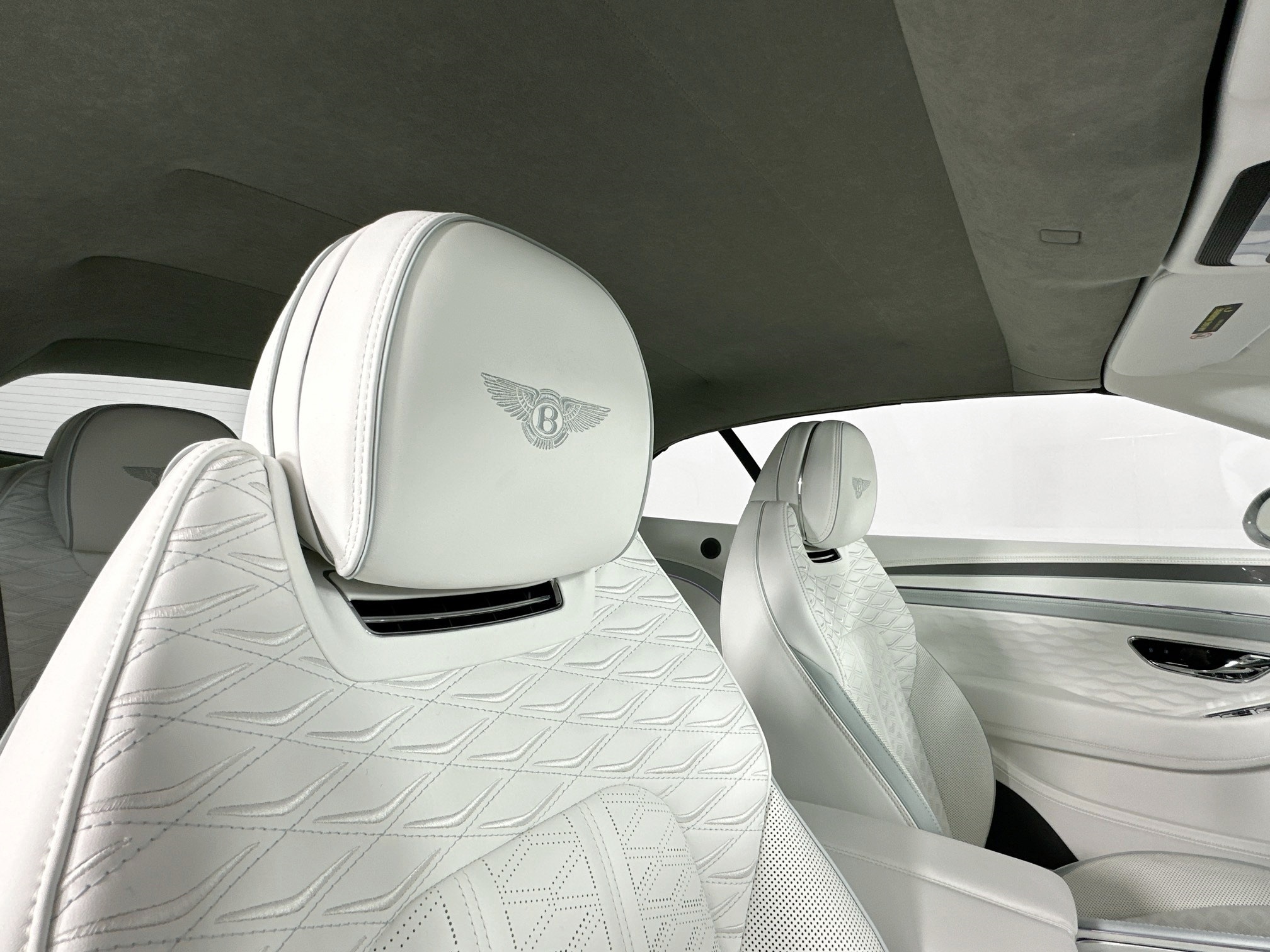 new 2025 Bentley Continental GTC car