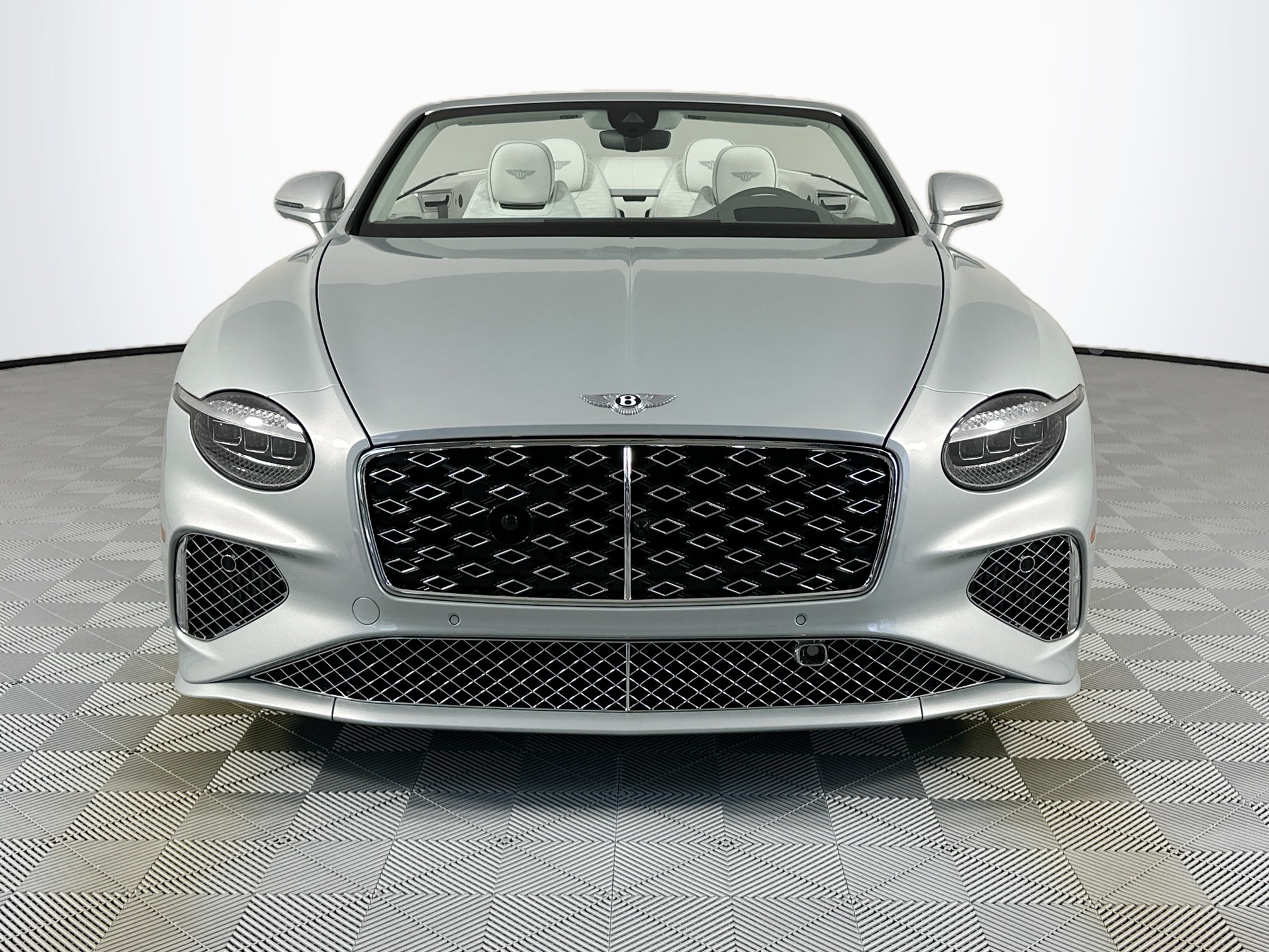 new 2025 Bentley Continental GTC car