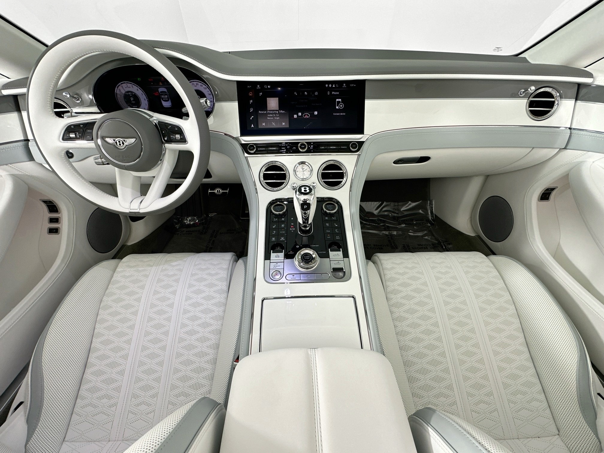 new 2025 Bentley Continental GTC car