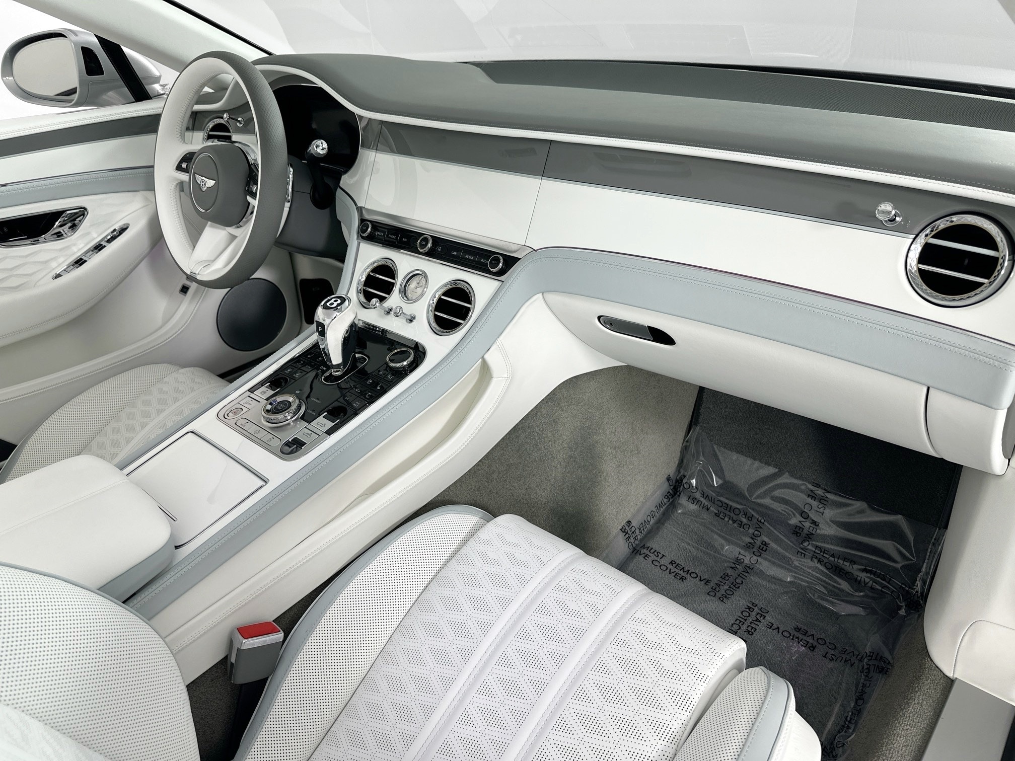 new 2025 Bentley Continental GTC car