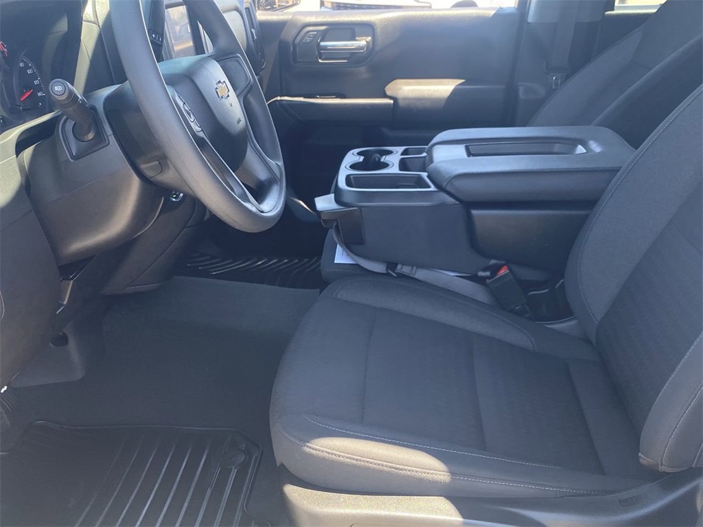 used 2022 Chevrolet Silverado 1500 car, priced at $33,991