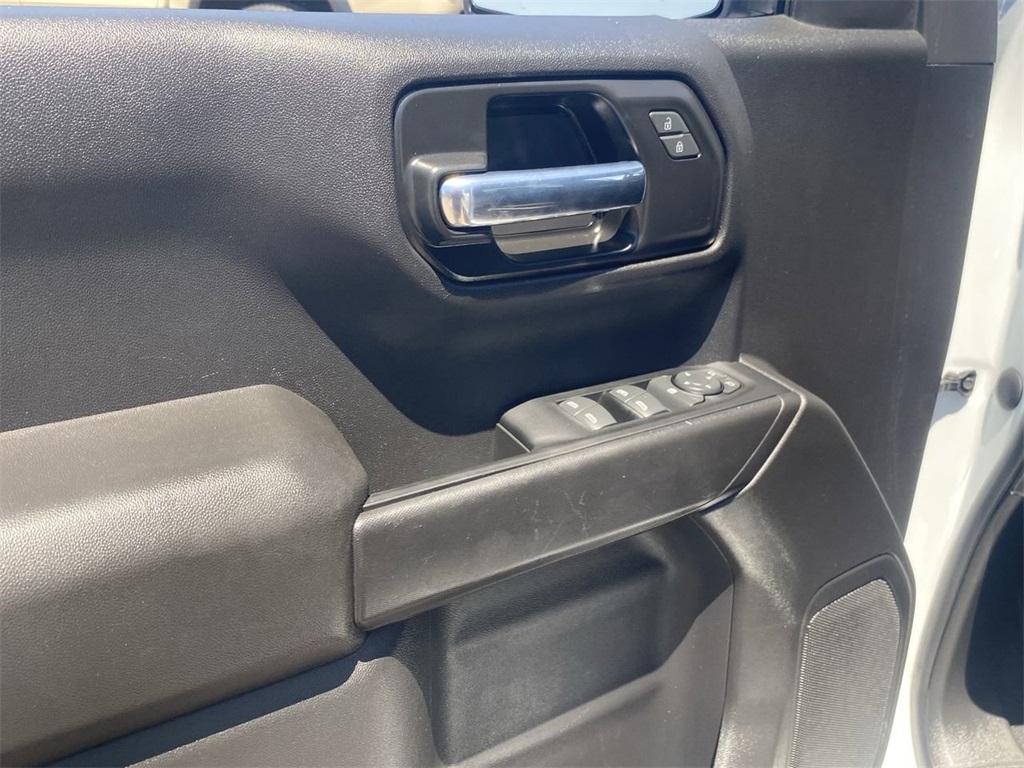 used 2022 Chevrolet Silverado 1500 car, priced at $33,991
