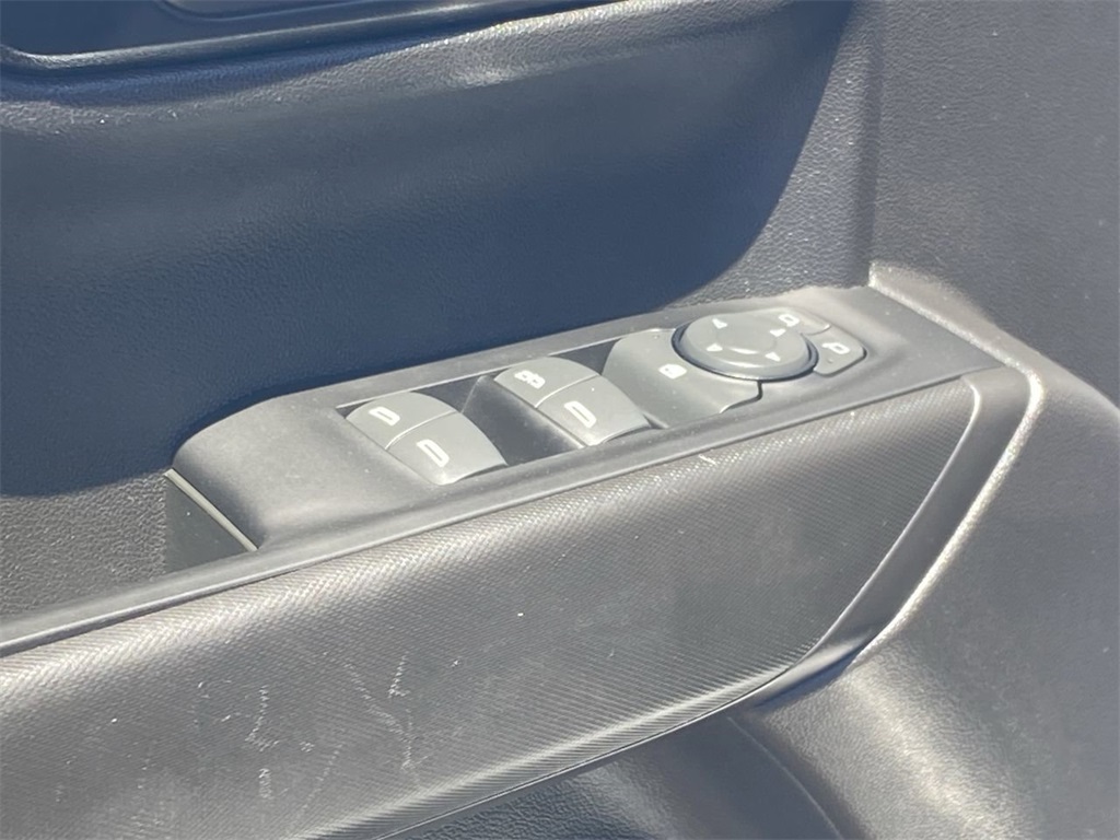 used 2022 Chevrolet Silverado 1500 car, priced at $33,991